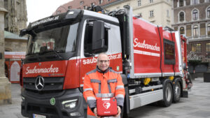 Erster E-Müll-Lkw mit Wertstoffscanner und Außen-Display in Wien